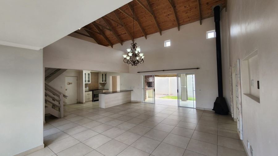 5 Bedroom Property for Sale in Laguna Sands Western Cape